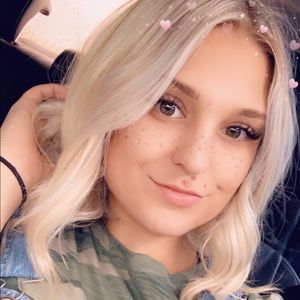 Meet your Posher, Kaylee